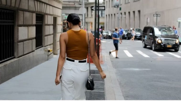 10 Fall Fashion Trends That Blend Bold Drama With Ease